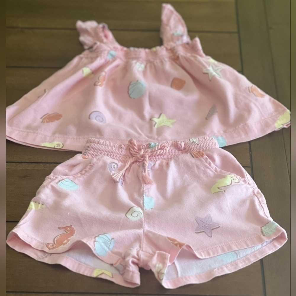 Girls Garanimals 2 piece short set